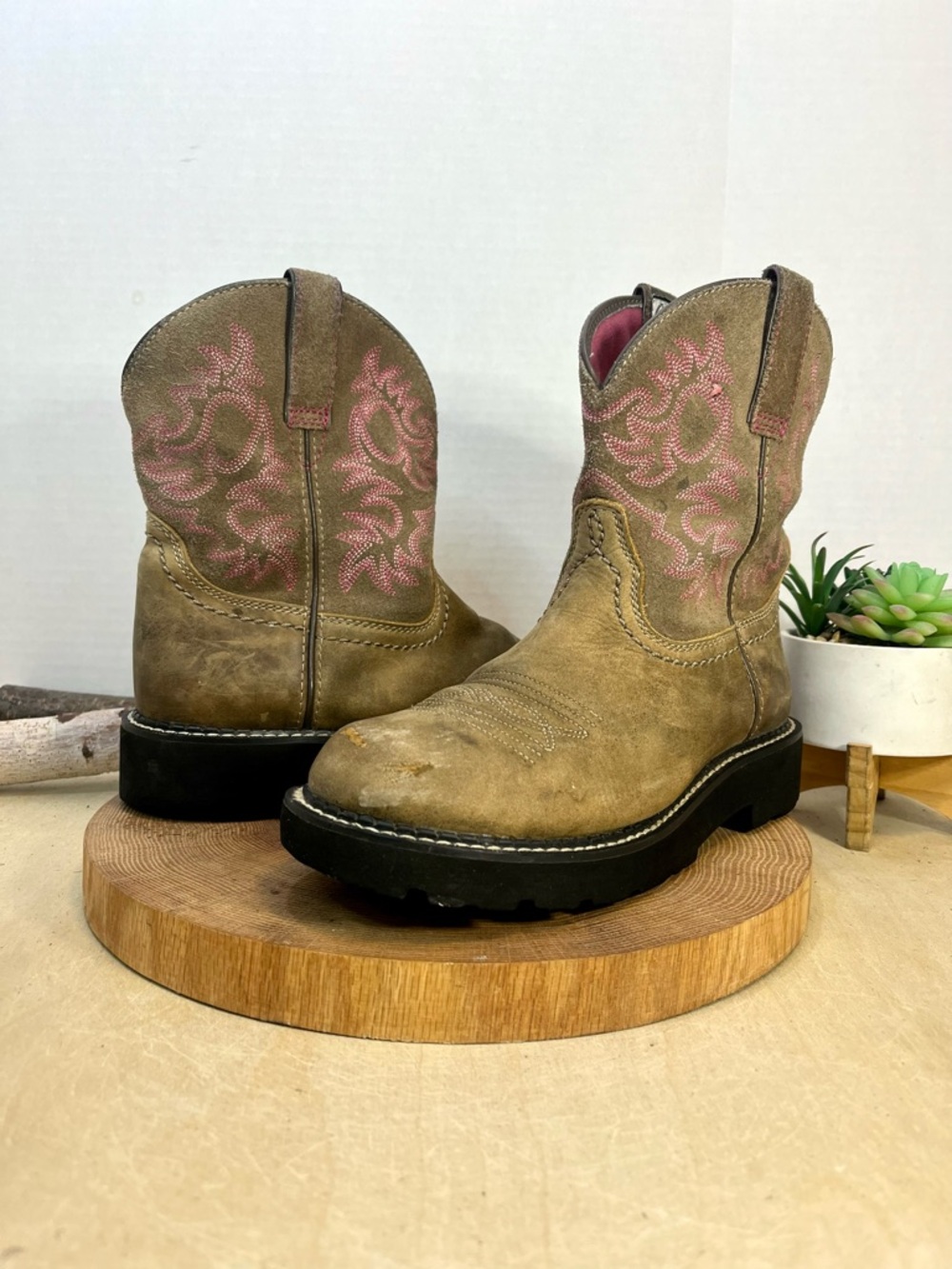 Ariat Fatbaby II Tan Pink Stitching Western Boots Size 8